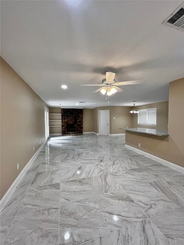 1914 W Northgate Drive, Irving, TX 75062
