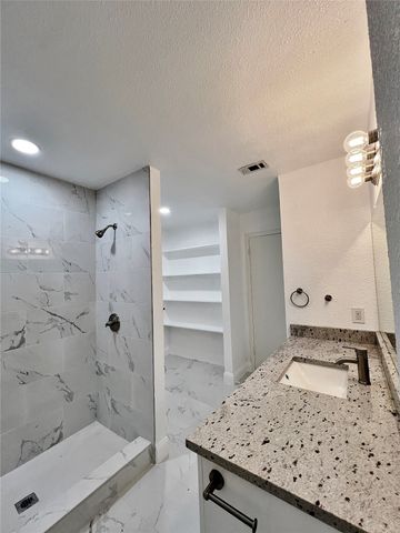 1914 W Northgate Drive, Irving, TX 75062