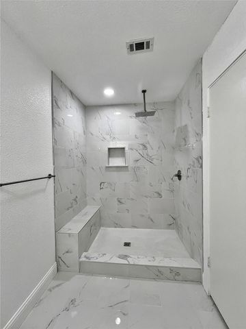 1914 W Northgate Drive, Irving, TX 75062