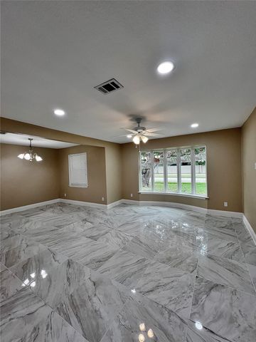 1914 W Northgate Drive, Irving, TX 75062