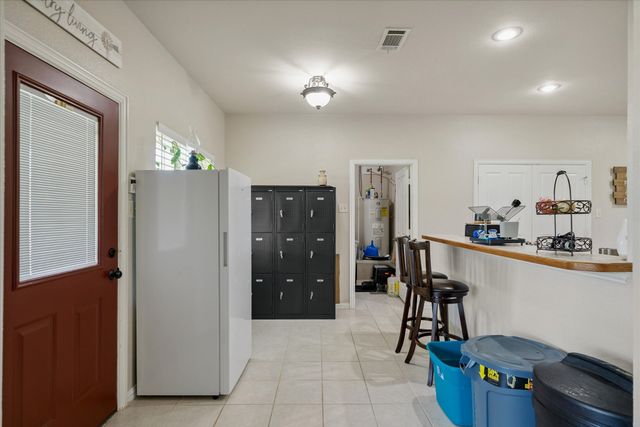 4647 Vz County Road 3416, Wills Point, TX 75169