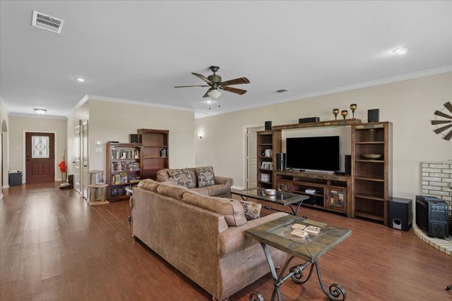 4647 Vz County Road 3416, Wills Point, TX 75169