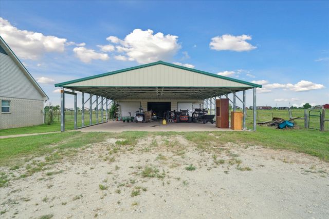 4647 Vz County Road 3416, Wills Point, TX 75169
