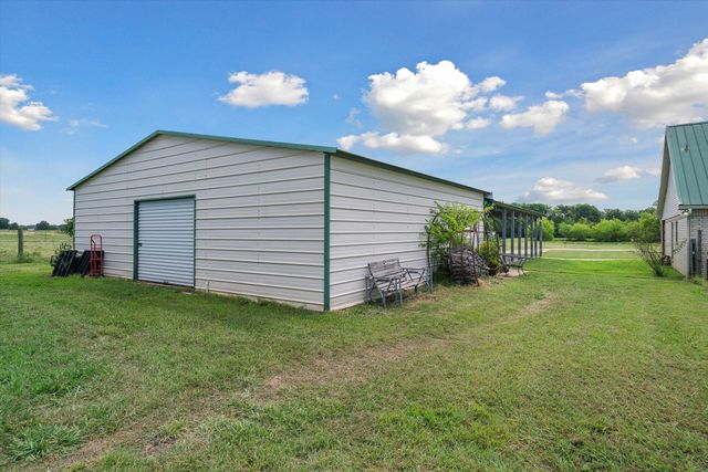 4647 Vz County Road 3416, Wills Point, TX 75169