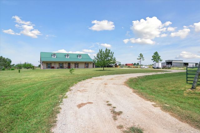 4647 Vz County Road 3416, Wills Point, TX 75169