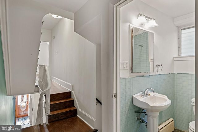 3633 WARREN ST, Philadelphia, PA 19104