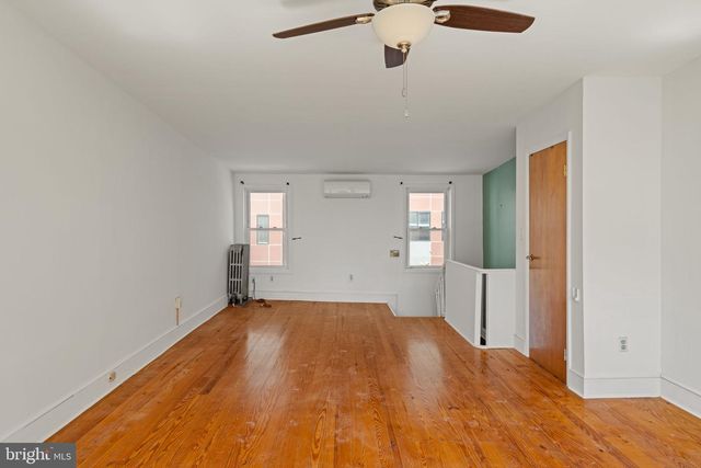 3633 WARREN ST, Philadelphia, PA 19104