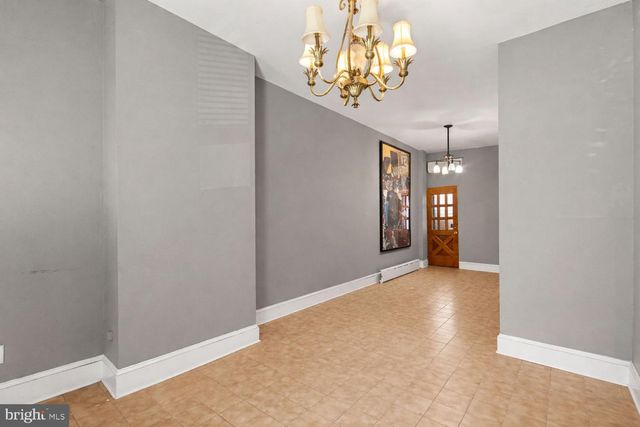 3633 WARREN ST, Philadelphia, PA 19104