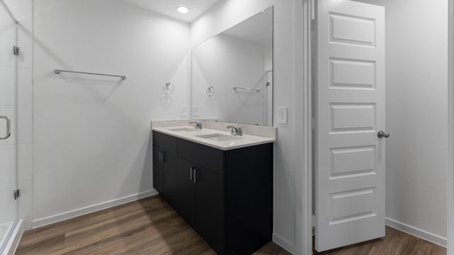 7710 Inwood Grove Lane, Houston, TX 77088