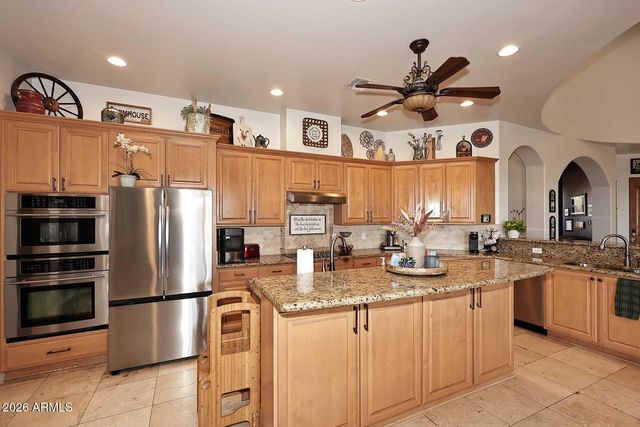 16736 E GLORIA Lane, Scottsdale, AZ 85262