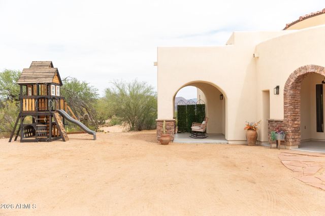 16736 E GLORIA Lane, Scottsdale, AZ 85262