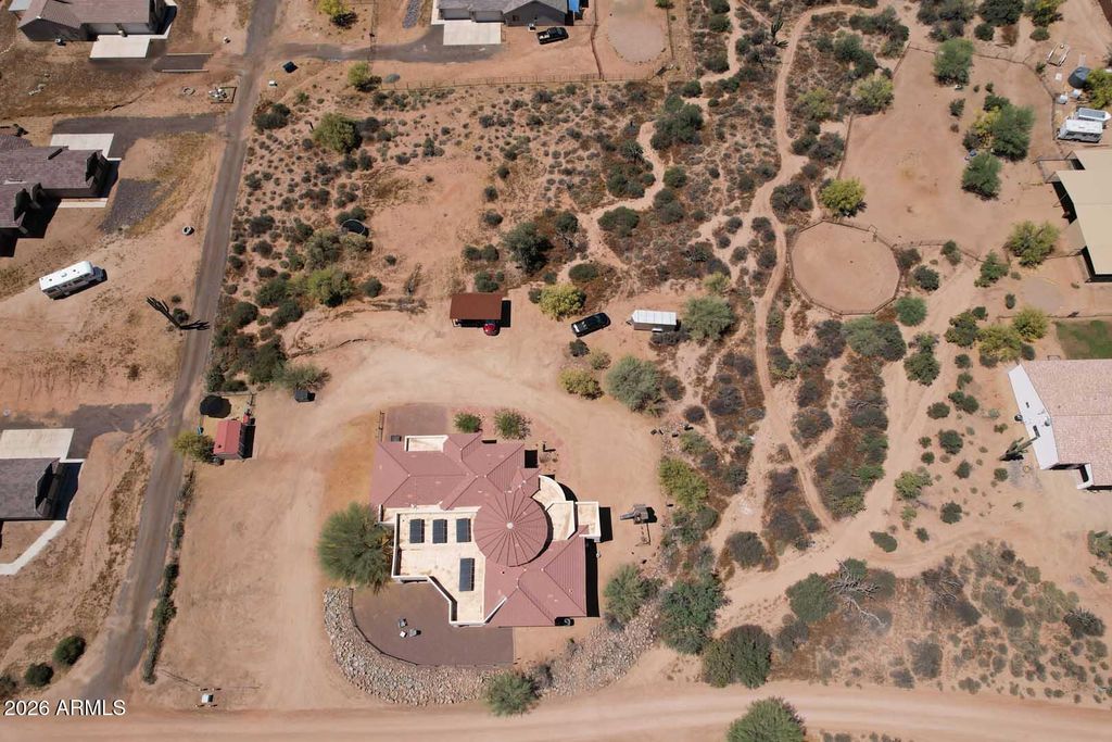 Image 16 of property listing at 16736 E GLORIA Lane, Scottsdale, AZ 85262