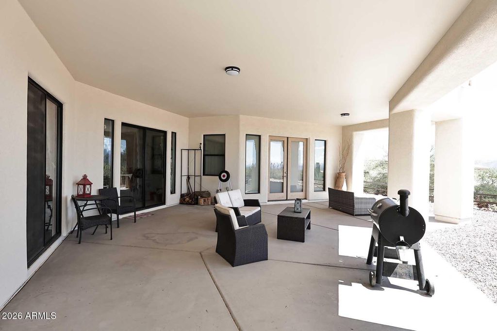 Image 27 of property listing at 16736 E GLORIA Lane, Scottsdale, AZ 85262