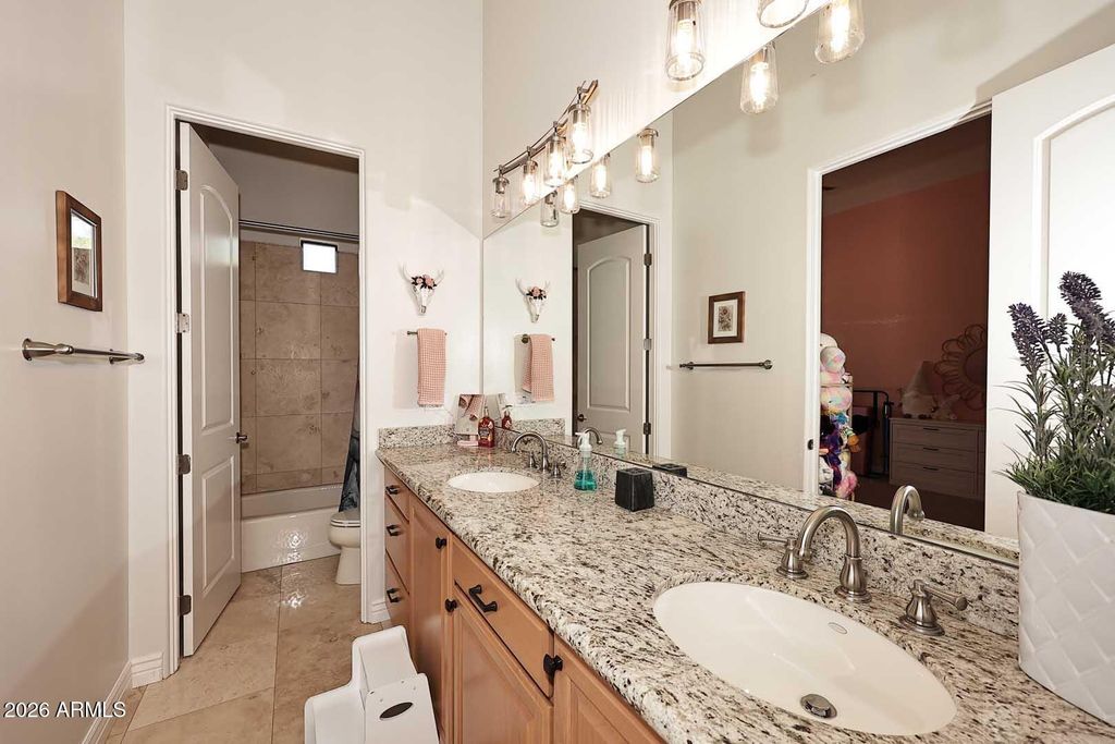 Image 46 of property listing at 16736 E GLORIA Lane, Scottsdale, AZ 85262