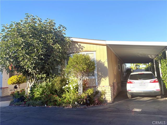 10745 Victoria 4, Whittier, CA 90604