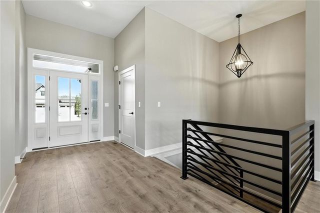 2101 Crooked Creek Drive, Kearney, MO 64060