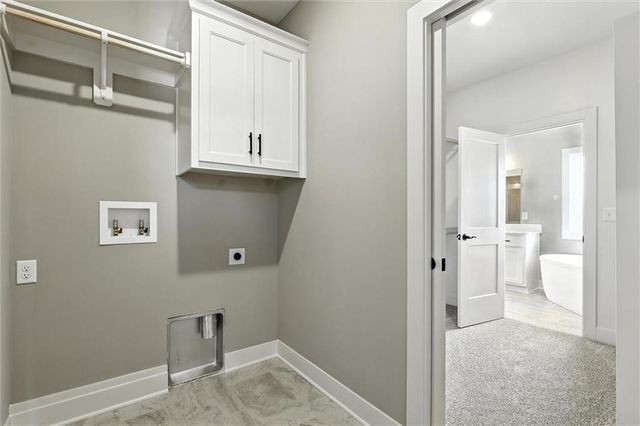 2101 Crooked Creek Drive, Kearney, MO 64060