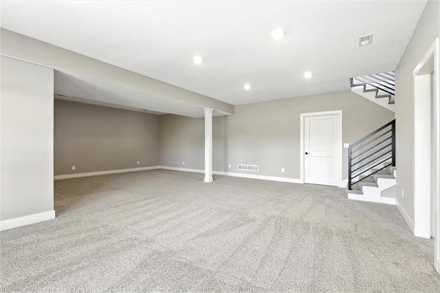 2101 Crooked Creek Drive, Kearney, MO 64060