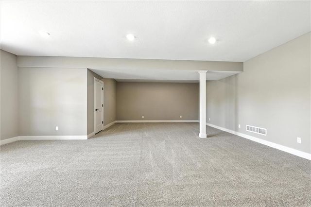 2101 Crooked Creek Drive, Kearney, MO 64060