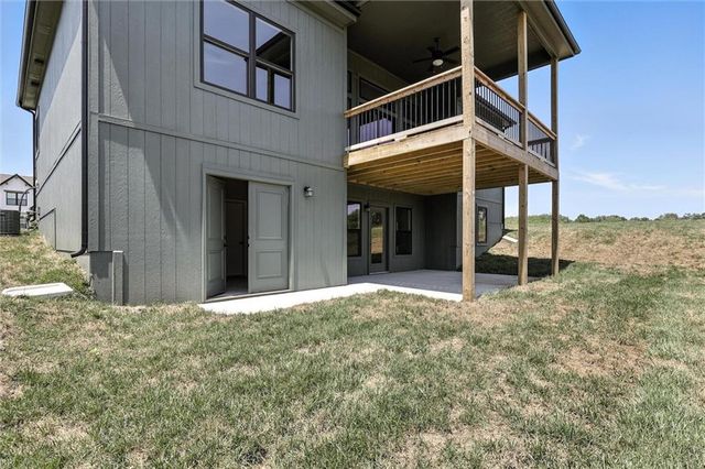 2101 Crooked Creek Drive, Kearney, MO 64060