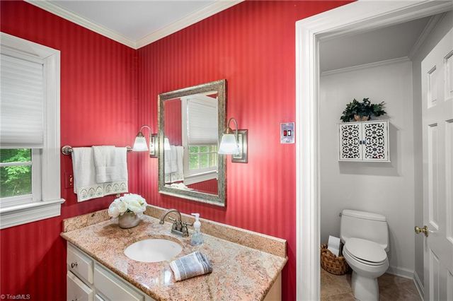 175 Huntington Trail, Lexington, NC 27295