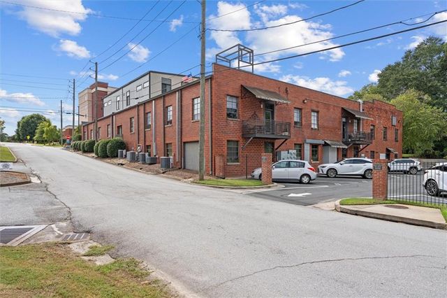 205 Johnson Avenue 231, Carrollton, GA 30117