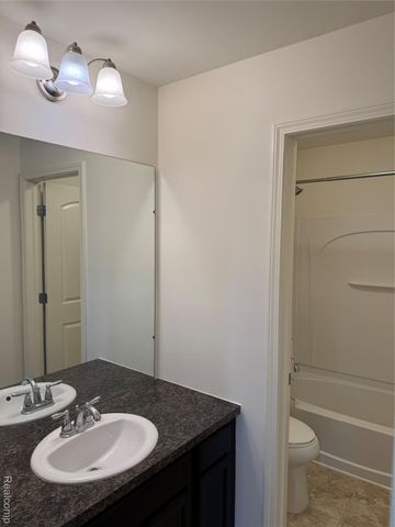 2350 Brigantine, Commerce Charter Township, MI 48382