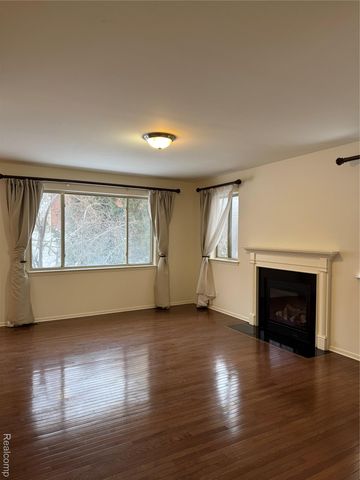 2350 Brigantine, Commerce Charter Township, MI 48382