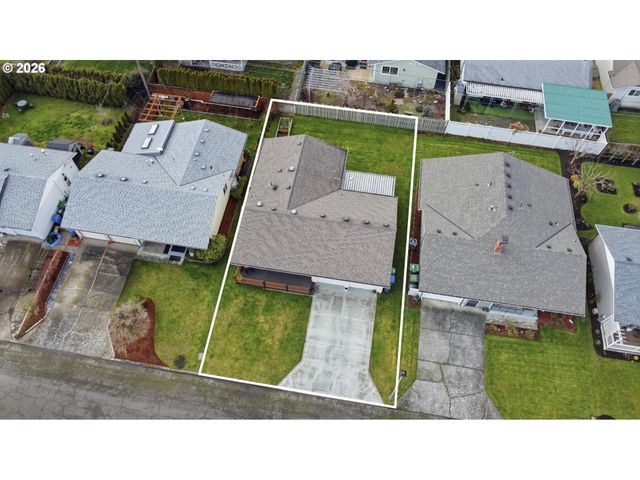 1237 QUINN Rd, Woodburn, OR 97071