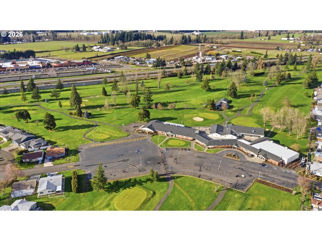 1237 QUINN Rd, Woodburn, OR 97071