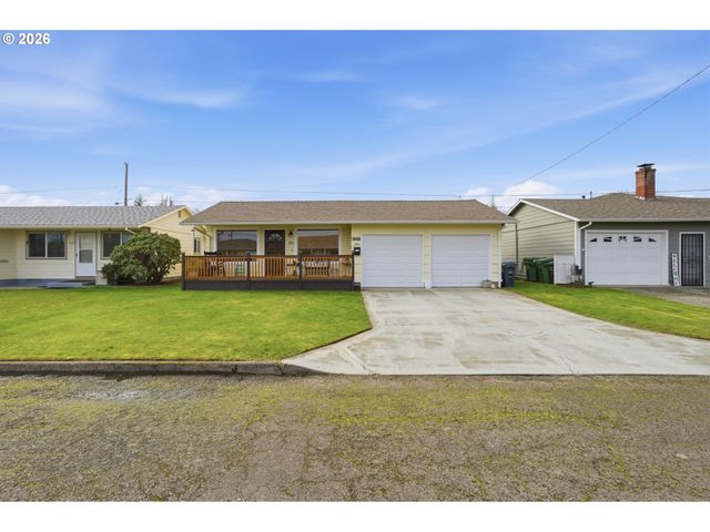 1237 QUINN Rd, Woodburn, OR 97071