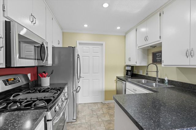 5154 148th Street W, Apple Valley, MN 55124