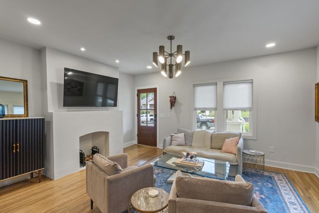 2127 Blair Blvd, Nashville, TN 37212