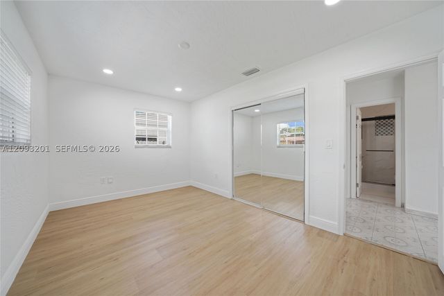 1250 W 34th St, Hialeah, FL 33012