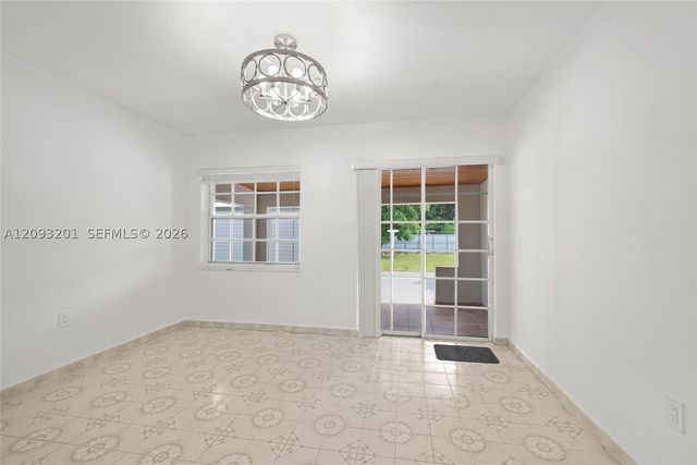 1250 W 34th St, Hialeah, FL 33012