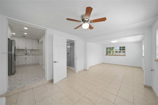 1250 W 34th St, Hialeah, FL 33012