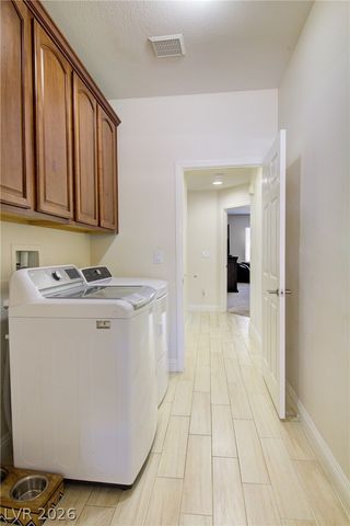 8925 Monte Oro Drive, Las Vegas, NV 89131