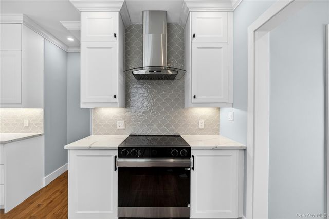 11 Roselle Avenue, Pleasantville, NY 10570