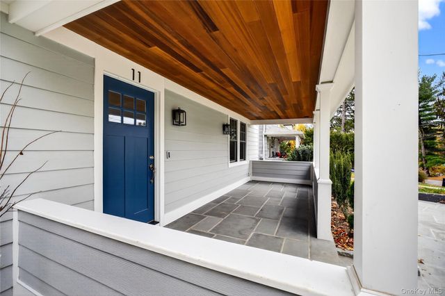 11 Roselle Avenue, Pleasantville, NY 10570