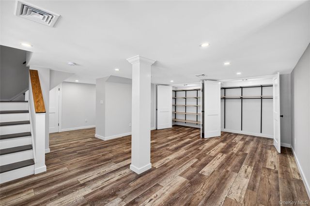 11 Roselle Avenue, Pleasantville, NY 10570