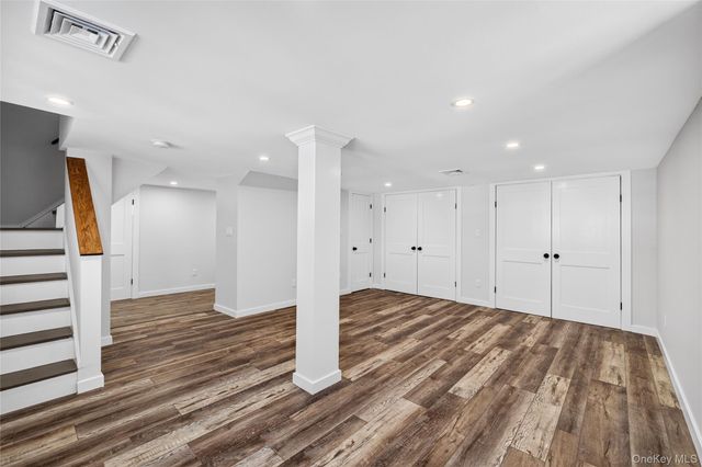 11 Roselle Avenue, Pleasantville, NY 10570