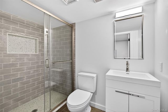 11 Roselle Avenue, Pleasantville, NY 10570