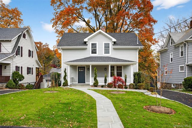 11 Roselle Avenue, Pleasantville, NY 10570