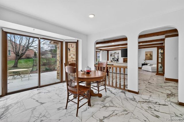 29801 Deer Run, Farmington Hills, MI 48331