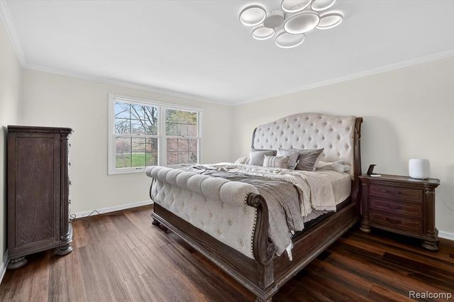 29801 Deer Run, Farmington Hills, MI 48331