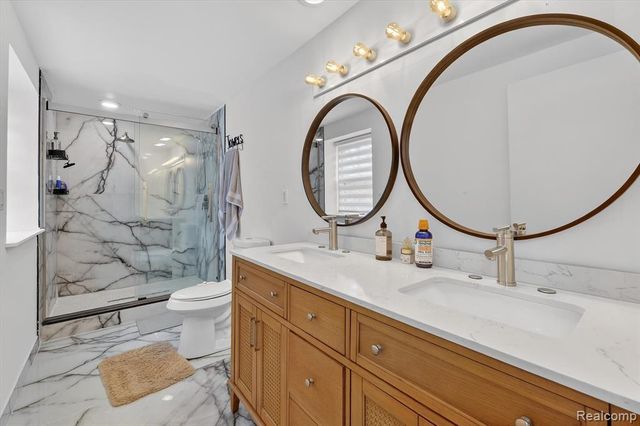 29801 Deer Run, Farmington Hills, MI 48331