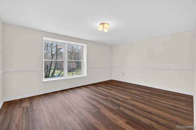 29801 Deer Run, Farmington Hills, MI 48331