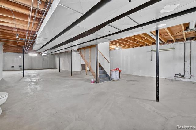 29801 Deer Run, Farmington Hills, MI 48331