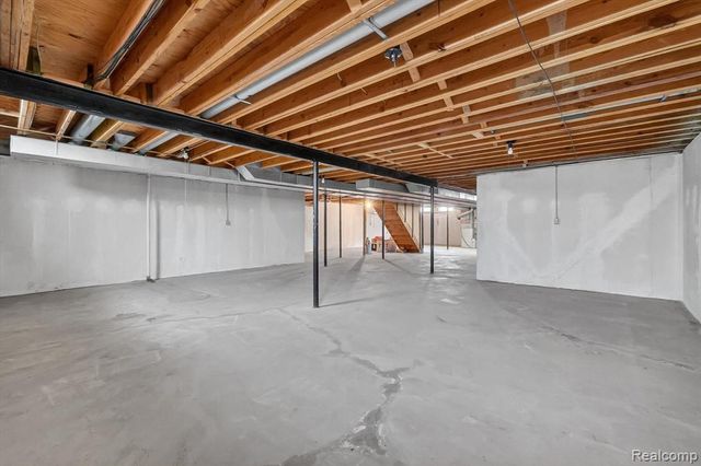 29801 Deer Run, Farmington Hills, MI 48331