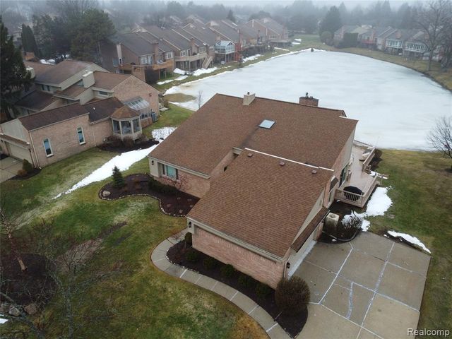 29801 Deer Run, Farmington Hills, MI 48331